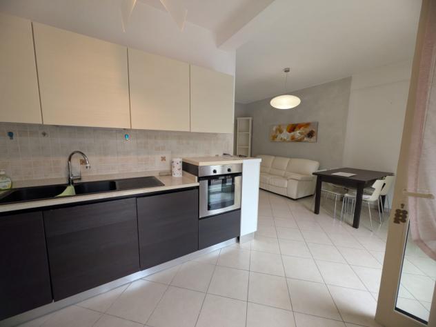 APPARTAMENTO di 3 vani e di 70 mq (ALBENGA) rif. SC01 - Foto 2