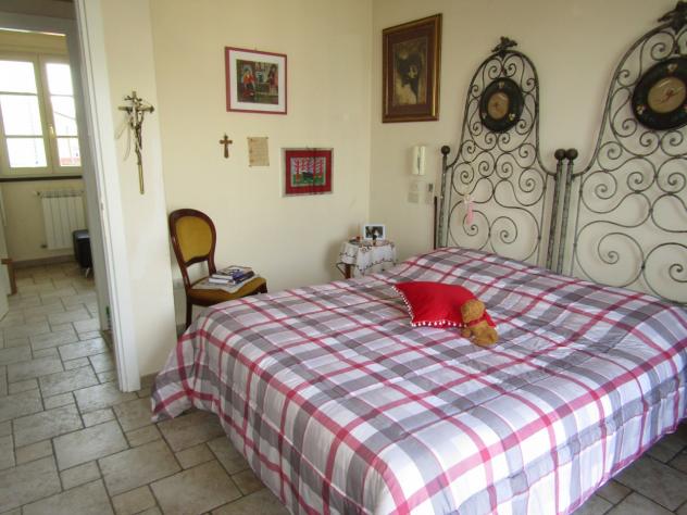 Comune di Massarosa, Piano di Conca, villetta a schiera di 130 mq su più livelli composta da: giardino d'entrata con cancello automatico, ingresso in - Foto 11