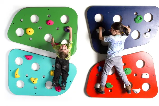 Arrampicata per bambini, giochi gonfiabili, scivoli, playground - Foto 4