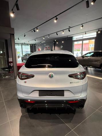 Alfa Romeo Stelvio 2.2 Turbodiesel 210 CV AT8 Q4 Veloce - Foto 5