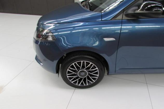 LANCIA Ypsilon 1.0 FireFly 70cv 5 porte S&S Hybrid PLATINO rif. 24131147 - Foto 6