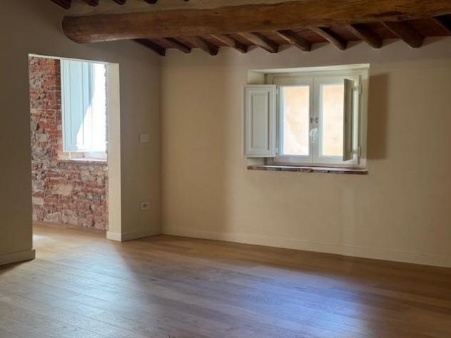 Appartamento in vendita a Lucca 138 mq Rif: 1400460