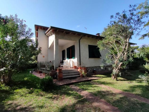 Villa in vendita a Marina di Massa - Massa 180 mq Rif: 1346054 - Foto 2