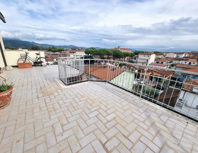 Attico in vendita a Viareggio 70 mq Rif: 1346952