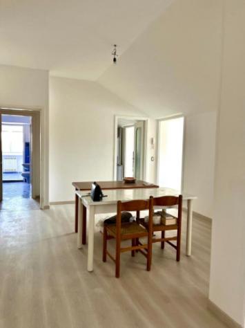 Appartamento di 109 m² con 3 locali e box auto in affitto a Brescia - Foto 8