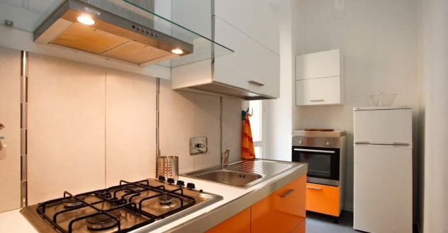 BARBERINI APPARTAMENTO RISTRUTTURATO CON BALCONE - Foto 3