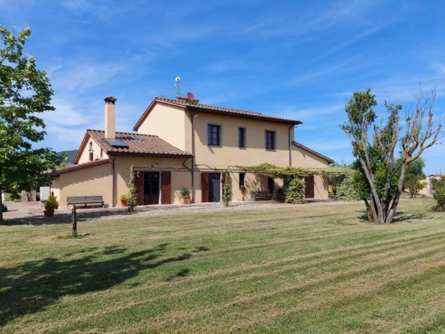 Rustico in vendita a Cascina 400 mq Rif: 1349850
