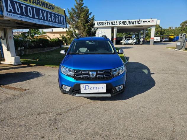 DACIA - Sandero - Stepway 1.5 dCi 90 CV S&S - Foto 3