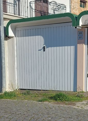 affittasi garage
