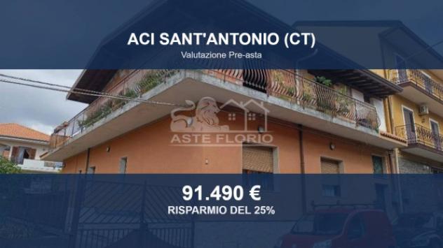 Immobile in asta di 203 m² con più di 5 locali e box auto in vendita a Aci Sant'Antonio