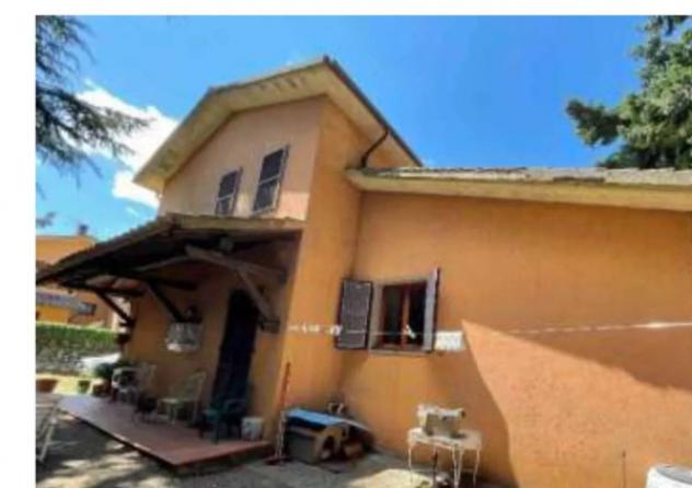 Immobile in asta di 252 m², box auto in vendita a Castel del Piano - Foto 2