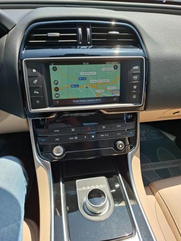 Jaguar XE 2.0 D 180 CV aut. Prestige anno 2016 - Foto 8
