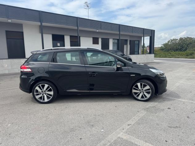 Renault Clio Sporter dCi 8V 90CV COSTUME NATIONAL - Foto 6