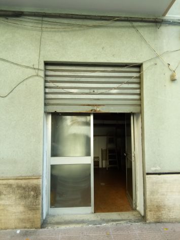 locale deposito a Taranto - Foto 3