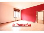 Ampio appartamento libero subito con box e cantina