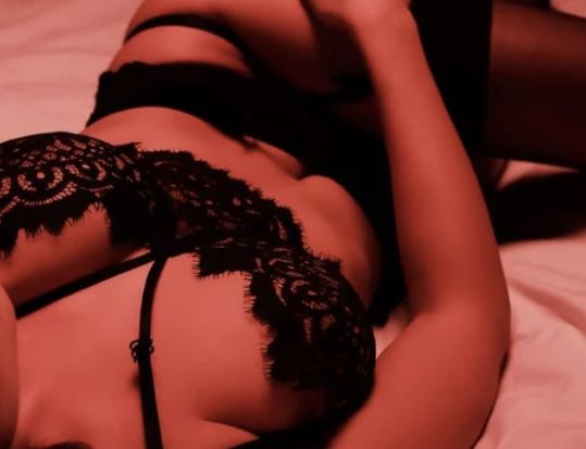 Esperienza Sensoriale di Massaggio Tantra Tel:3288061508
