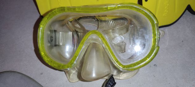 Maschera e boccaglio, scarpe da roccia