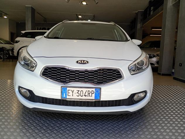 Kia Ceed cee'd 1.4 CRDi SW Active - Foto 3