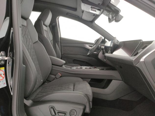 Audi TT Q4 Audi Q4 Sportback Business e-tron quattro performance 250,00 kW - Foto 8