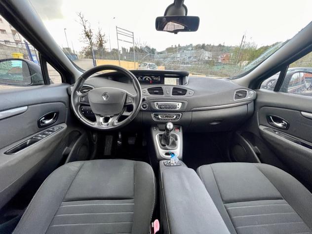 Renault Scenic XMod dCi 110 CV Limited - Foto 10