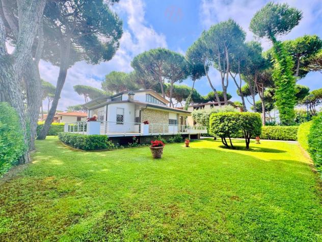 Villa in vendita a Lido di Camaiore - Camaiore 250 mq Rif: 1359555 - Foto 3