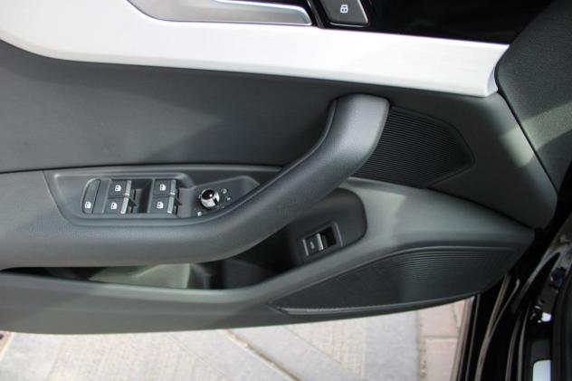 Audi A4 Avant 40TFSI quattro 3xS-line MATRIX-B&O - Foto 9
