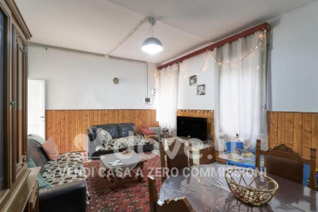 Appartamento di 110 m² con 3 locali in vendita a Guanzate