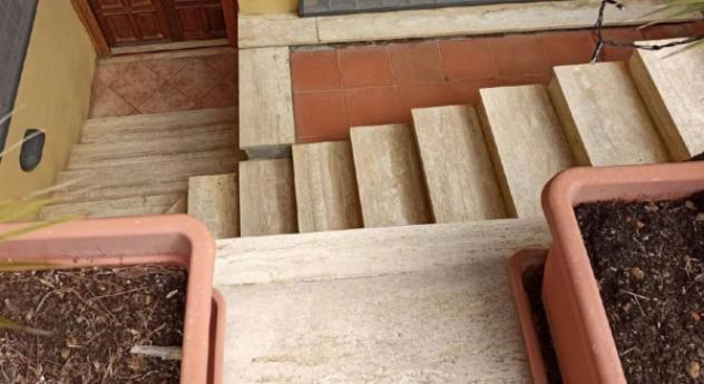 Immobile in asta di 291 m² con più di 5 locali in vendita a Latina - Foto 3
