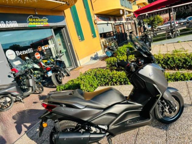 YAMAHA X-MAX 300 TUTTO INCLUSO ANCHE PASSAGGIO! MINI RATE rif. 23995569 - Foto 4