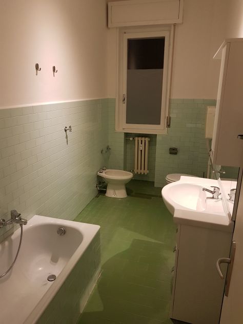 Stanza matrimoniale per brevi e lunghi periodi, tutto compreso (550 euro) - Foto 7
