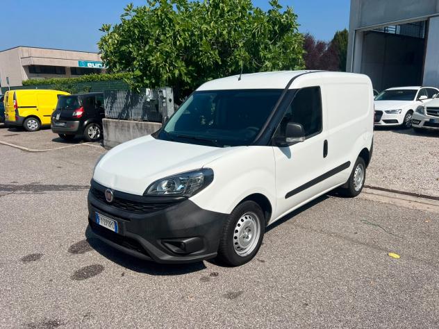 Fiat Dobl1.6 MJT 105CV Pianale Cabinato Maxi 3 posti