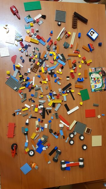 Lego sfuso centinaia di pezzi come in foto