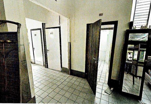 Immobile in asta di 695 m² con più di 5 locali in vendita a Vedano Olona - Foto 8