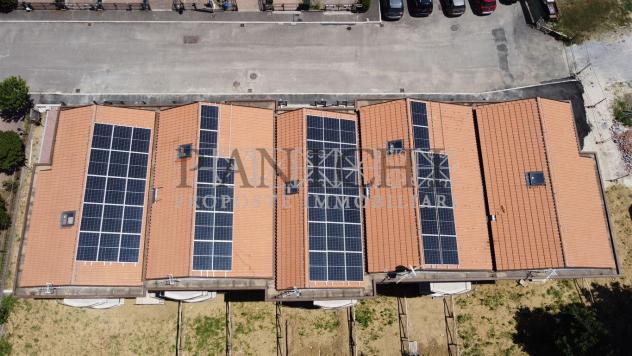 Appartamento con garage, balconi e giardino privato - NUOVO - Foto 17