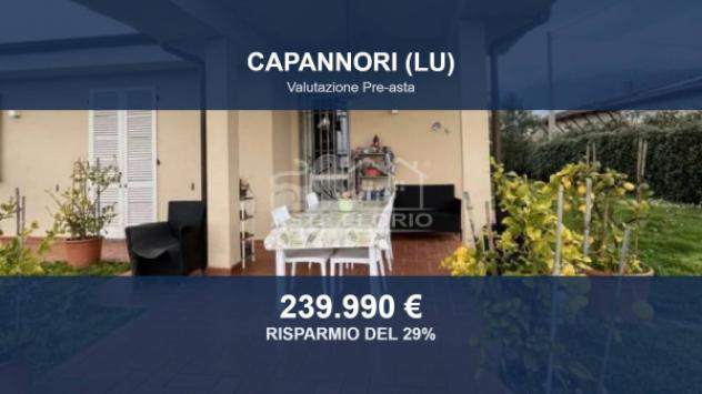 Immobile in asta di 123 m² con più di 5 locali e box auto in vendita a Capannori