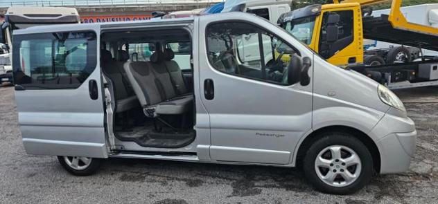 RENAULT TRAFIC PASSENGER 9POSTI 2.0DCI 115CV rif. 24179781 - Foto 10