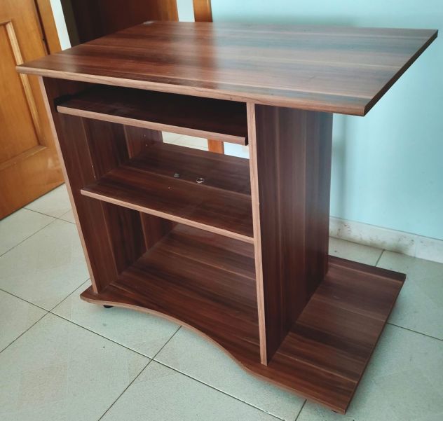 Scrivania Porta Computer – Come Nuova - Foto 4