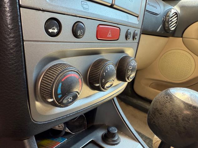 Alfa Romeo 147 1.9 MJT 120CV 5 porte Distinctive2006 - Foto 7