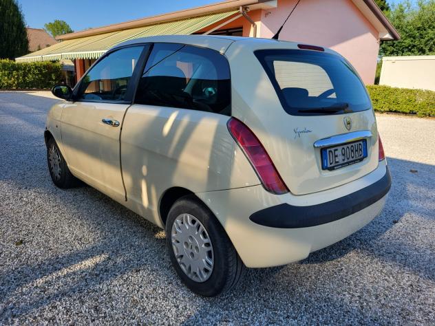Lancia Ypsilon 1.3 MJT 75 CV Platino - Foto 5