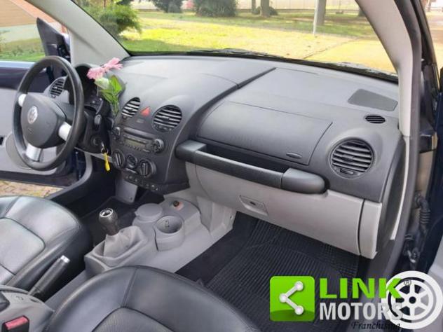 VOLKSWAGEN New Beetle 1.9 TDI 101CV Cabrio ASI ORO rif. 24093259 - Foto 8
