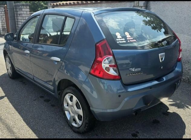 Dacia Sandero 5 porte usata molto poco - Foto 2