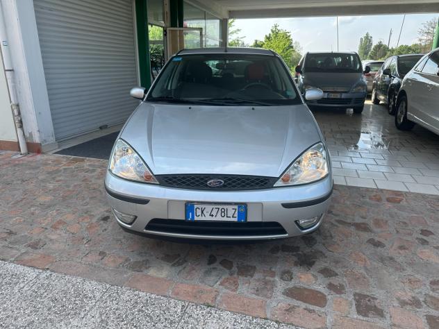 Ford Focus 1.8 TDCi 115CV (12 RATE) - Foto 2