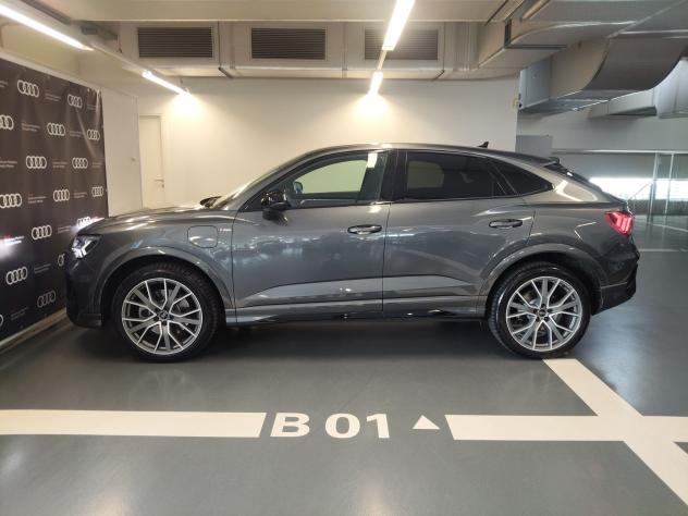 Audi Q3 Q3 Sportback 45 1.4 tfsi e Identity Black s-tronic - Foto 3