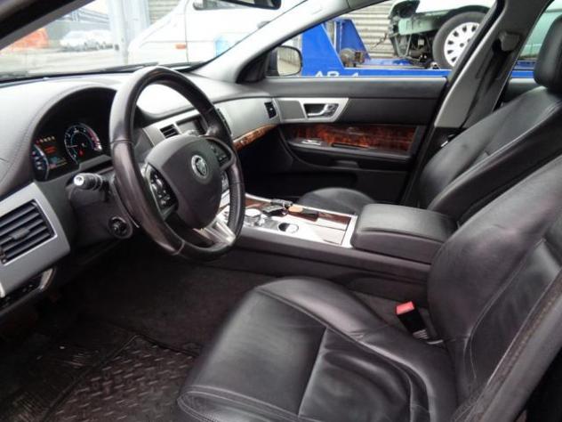 JAGUAR XF Sportbrake 2.2 D 200 CV Premium Luxury rif. 23820588 - Foto 5