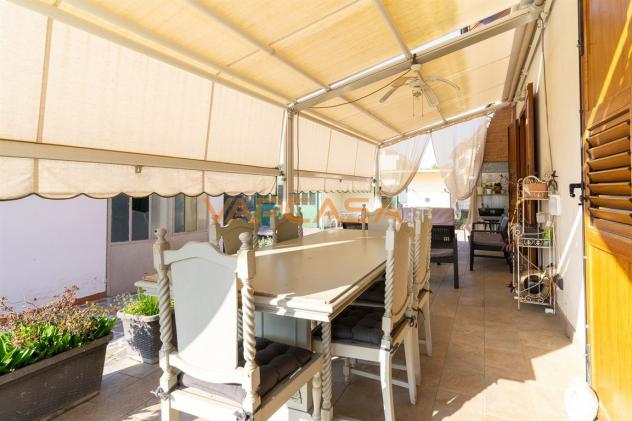 VILLA SINGOLA CON GIARDINO PRIVATO E POSSIBILITÀ PISCINA – CIVIDATE AL PIANO - Foto 18