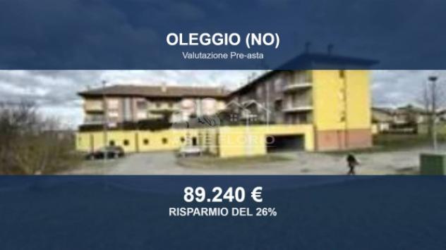 Immobile in asta di 78 m², box auto doppio in vendita a Oleggio