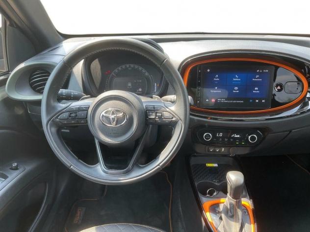 Toyota Aygo X 1.0B (72 CV) Limited S-CVT - Foto 8