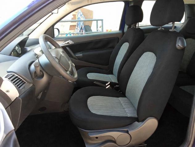 Lancia Ypsilon 1.2 Argento 60cv - Foto 5