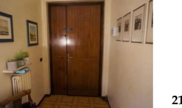 Immobile in asta di 160 m² con più di 5 locali e box auto in vendita a Curtatone - Foto 7