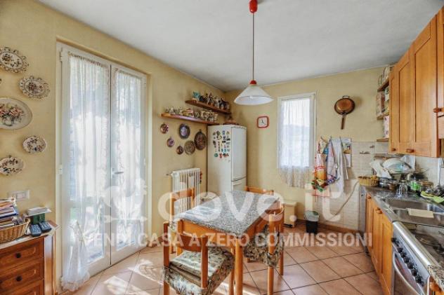 Casa indipendente di 280 m² con 5 locali e box auto in vendita a Luino - Foto 19